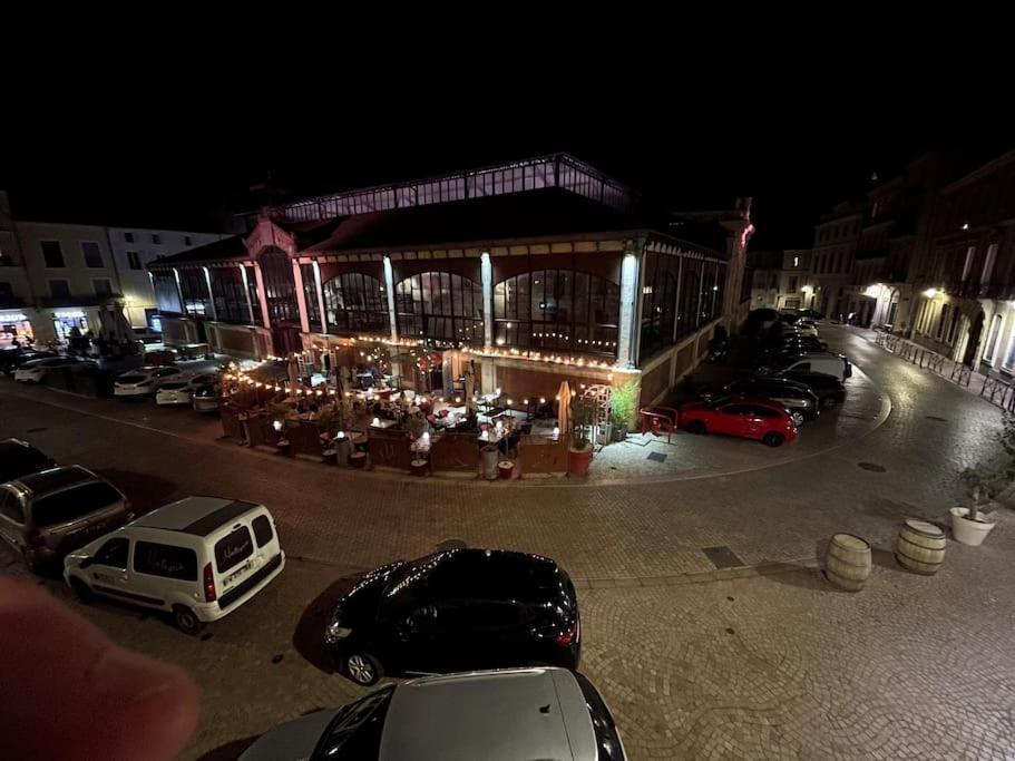 Vue Sur La Place Des Halles, Art Apparts Béziers Exteriér fotografie